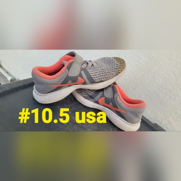 Nike - Picture 1 of 1